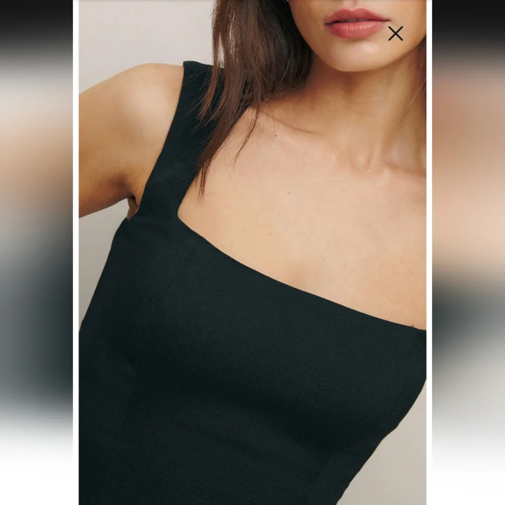 Reformation Diandra Cutout Top - Picture 2 of 3